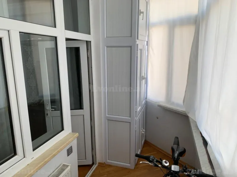 Kirayə verilir 3 otaqlı Mənzil Köhnə tikili 100 m² İnşaatçılar m. - şəkil 17