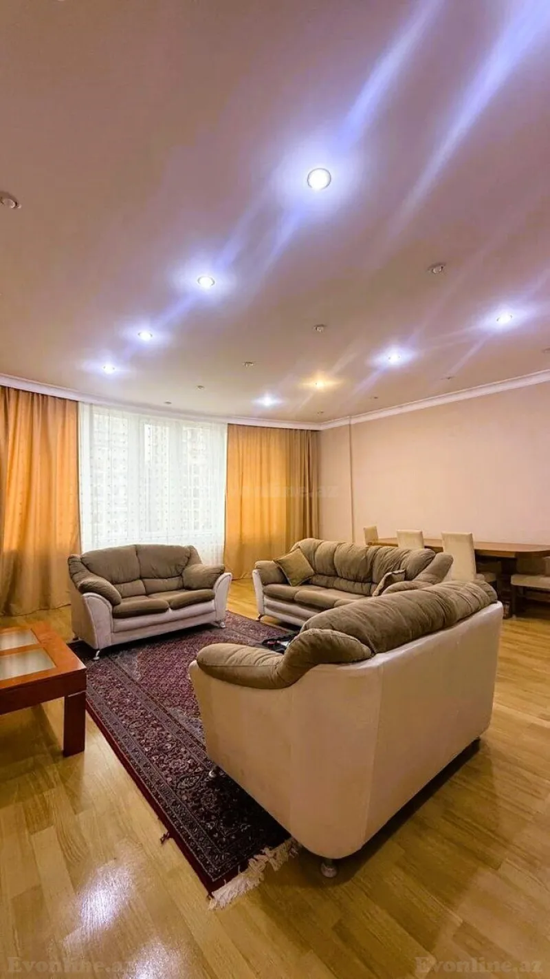 4 otaqlı Mənzil 186 m² Nəsimi r. Kirayə verilir