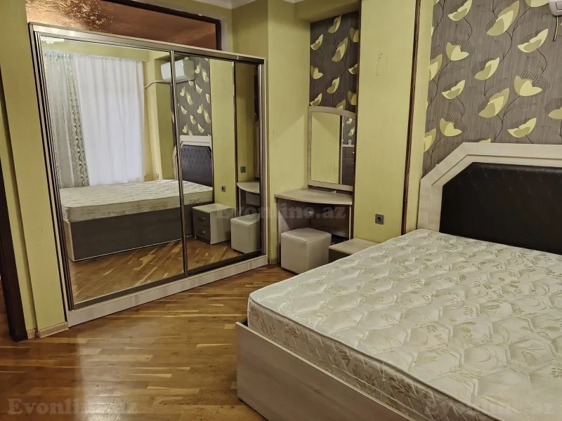 Satılır 2 otaqlı Mənzil Yeni tikili 75 m² Neftçilər m. - şəkil 5