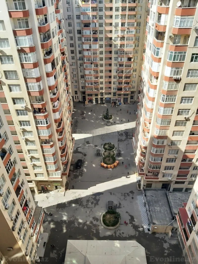 Satılır 2 otaqlı Mənzil Yeni tikili 75 m² Neftçilər m. - şəkil 11