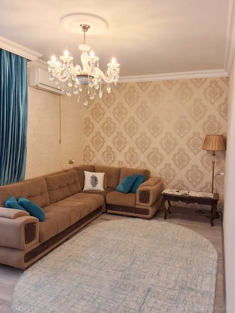 Satılır 2 otaqlı Mənzil Köhnə tikili 65 m² Xırdalan