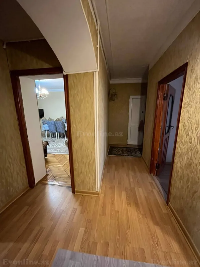Satılır 4 otaqlı Mənzil Köhnə tikili 100 m² Xətai r. - şəkil 3