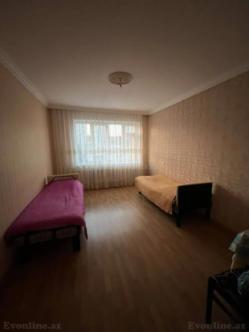 Satılır 4 otaqlı Mənzil Köhnə tikili 100 m² Xətai r. - şəkil 9