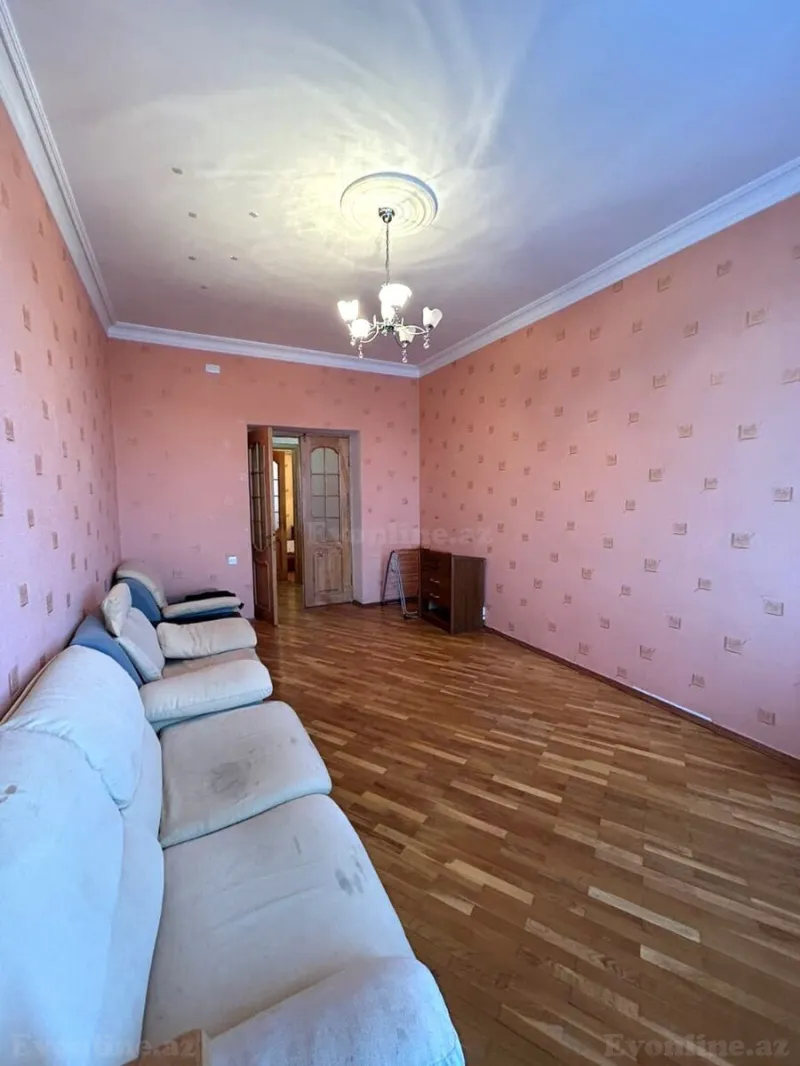 Satılır 3 otaqlı Mənzil Köhnə tikili 72 m² Sahil m. - şəkil 3
