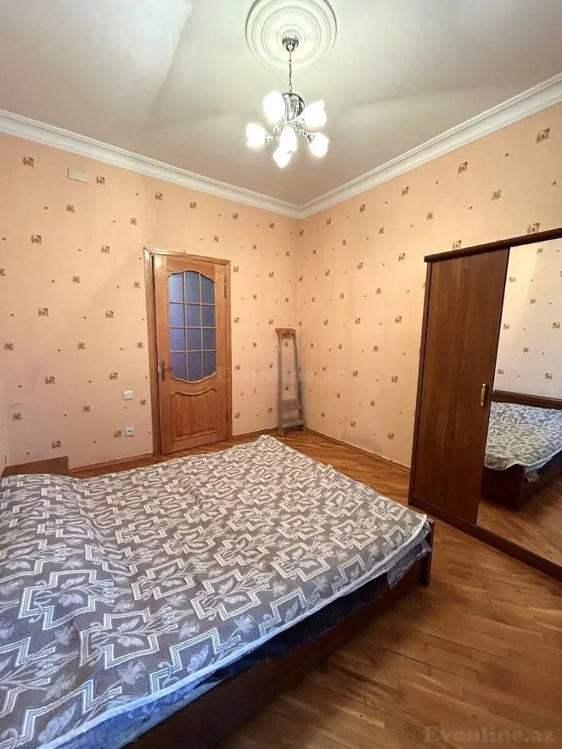 Satılır 3 otaqlı Mənzil Köhnə tikili 72 m² Sahil m. - şəkil 5