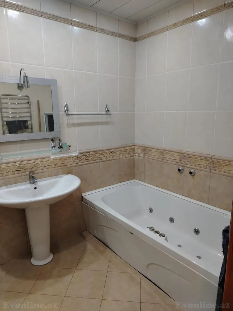 Kirayə verilir 4 otaqlı Mənzil Yeni tikili 150 m² Binəqədi r. - şəkil 5