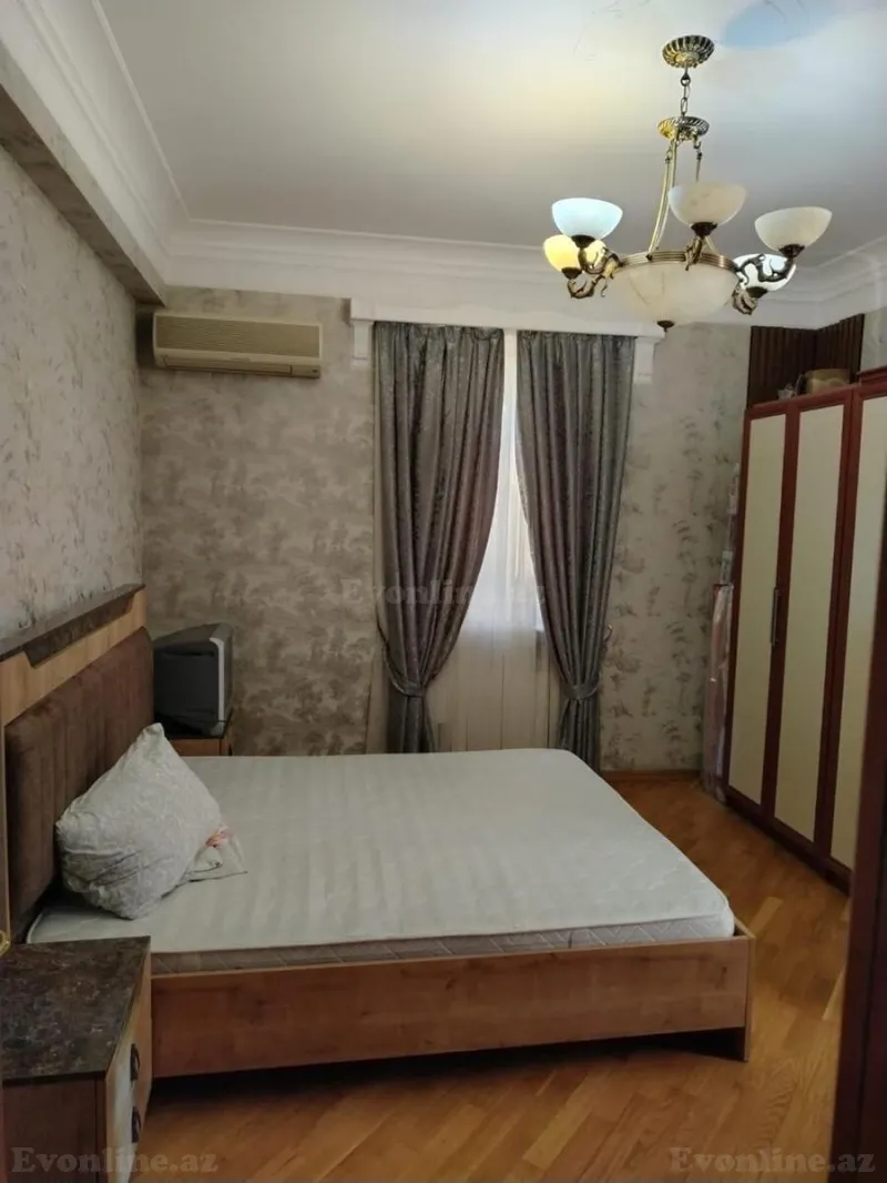 Kirayə verilir 4 otaqlı Mənzil Yeni tikili 150 m² Binəqədi r. - şəkil 9