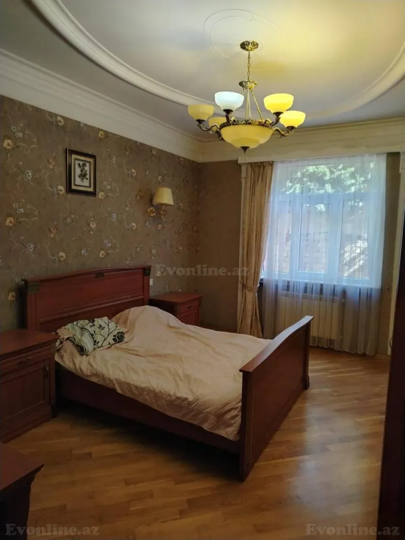 Kirayə verilir 4 otaqlı Mənzil Yeni tikili 150 m² Binəqədi r. - şəkil 13