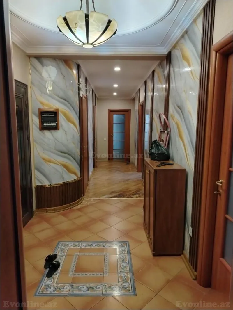 Kirayə verilir 4 otaqlı Mənzil Yeni tikili 150 m² Binəqədi r. - şəkil 14