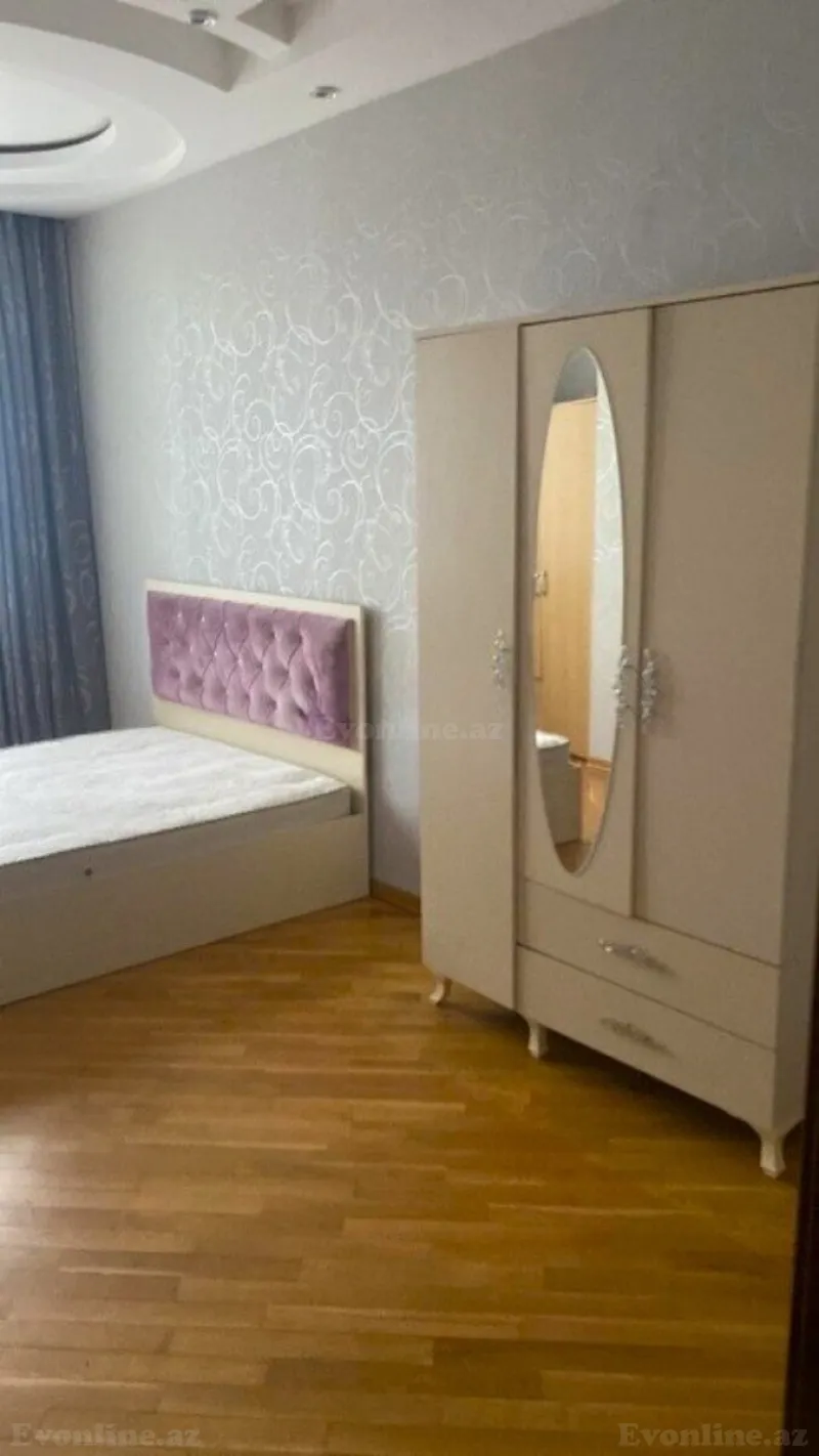 Kirayə verilir 2 otaqlı Mənzil Yeni tikili 100 m² İnşaatçılar m. - şəkil 2