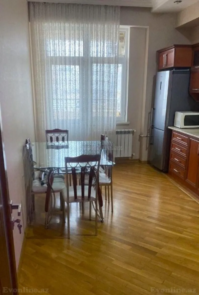 Kirayə verilir 2 otaqlı Mənzil Yeni tikili 100 m² İnşaatçılar m. - şəkil 5