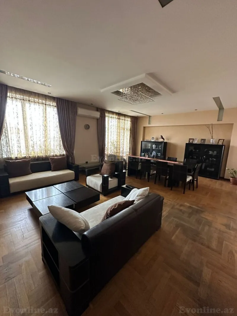 Satılır 3 otaqlı Mənzil Yeni tikili 172 m² 28 May m. - şəkil 2