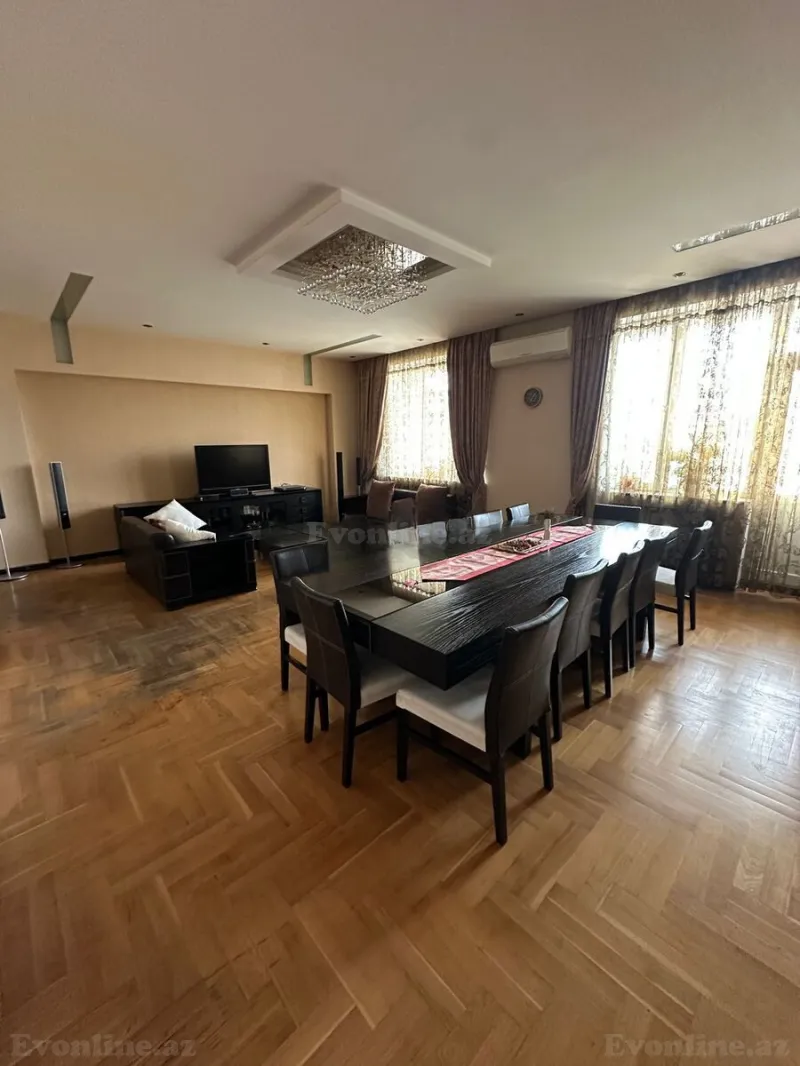 Satılır 3 otaqlı Mənzil Yeni tikili 172 m² 28 May m. - şəkil 3