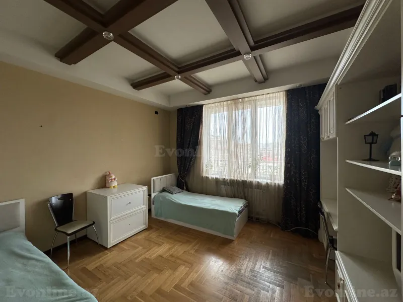 Satılır 3 otaqlı Mənzil Yeni tikili 172 m² 28 May m. - şəkil 6