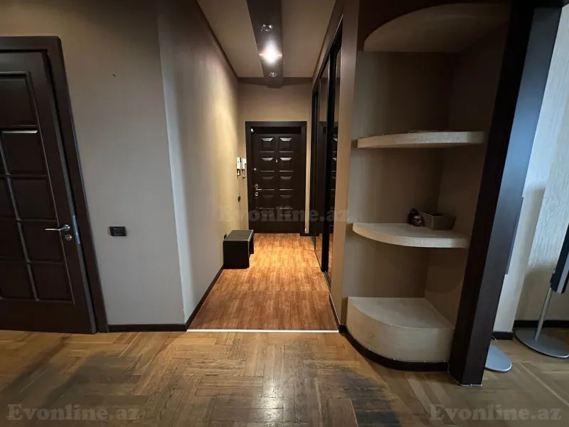 Satılır 3 otaqlı Mənzil Yeni tikili 172 m² 28 May m. - şəkil 11