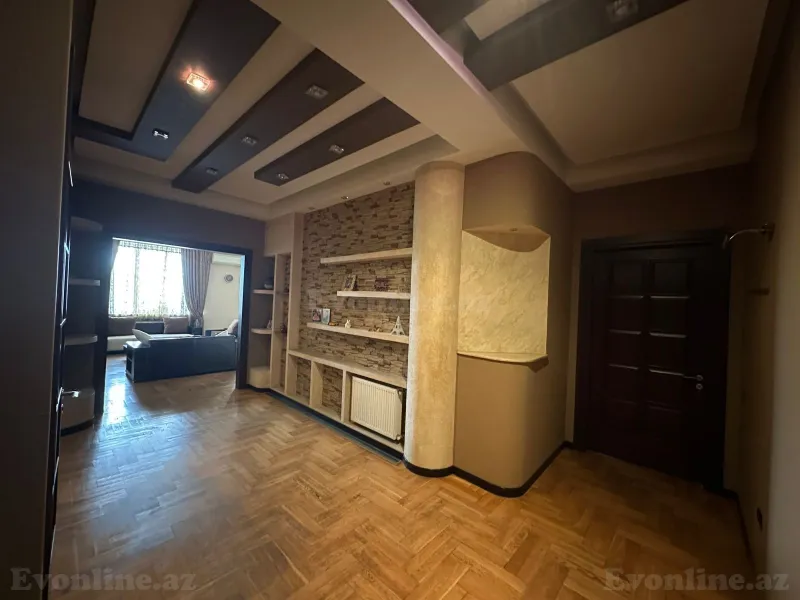 Satılır 3 otaqlı Mənzil Yeni tikili 172 m² 28 May m. - şəkil 13