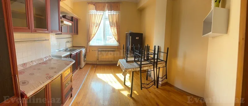 Satılır 2 otaqlı Mənzil Yeni tikili 74 m² Memar Əcəmi m. - şəkil 3