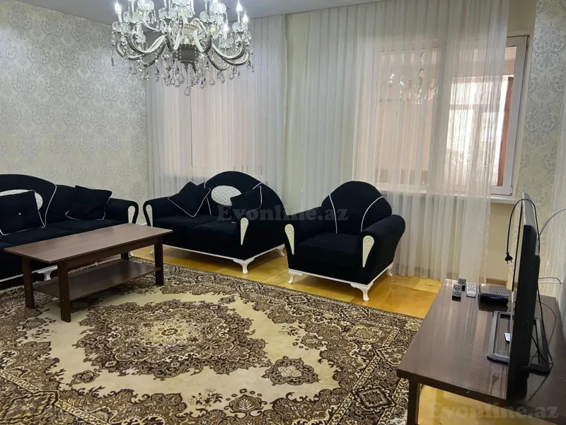 Kirayə verilir 5 otaqlı Mənzil Köhnə tikili 130 m² Nəriman Nərimanov m.