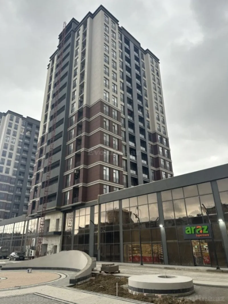 Satılır 2 otaqlı Mənzil Yeni tikili 72 m² Azadlıq prospekti m. - şəkil 2