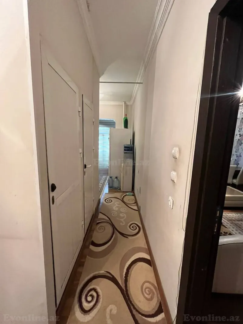 Satılır 2 otaqlı Mənzil Köhnə tikili 65 m² Gənclik m. - şəkil 8