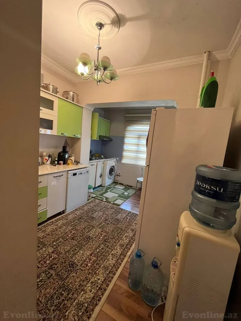 Satılır 2 otaqlı Mənzil Köhnə tikili 65 m² Gənclik m. - şəkil 9