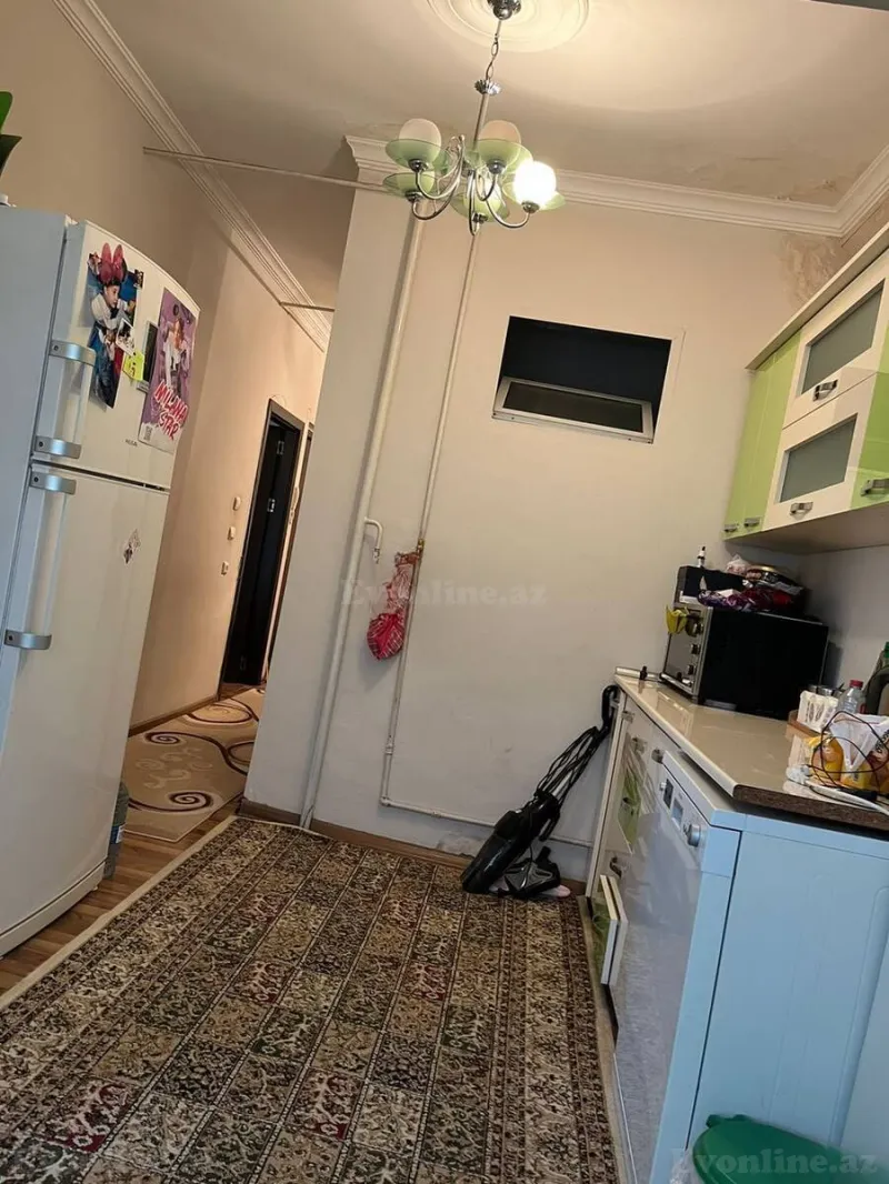 Satılır 2 otaqlı Mənzil Köhnə tikili 65 m² Gənclik m. - şəkil 10