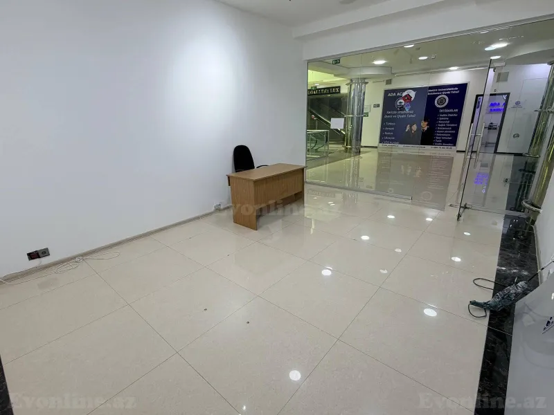 Kirayə verilir Ofis 25 m² Sahil m. - şəkil 2