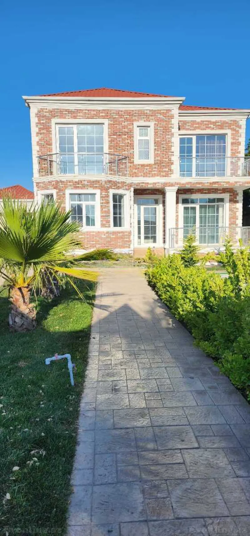 Satılır 5 otaqlı Həyət evi 240 m² Mərdəkan