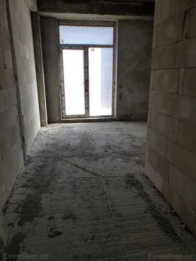 Satılır 4 otaqlı Mənzil Yeni tikili 181 m² 28 May m. - şəkil 3