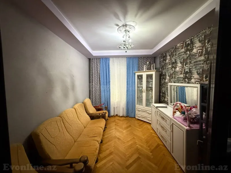 Satılır 4 otaqlı Mənzil Köhnə tikili 100 m² Neftçilər m. - şəkil 10