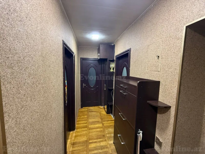 Satılır 4 otaqlı Mənzil Köhnə tikili 100 m² Neftçilər m. - şəkil 14