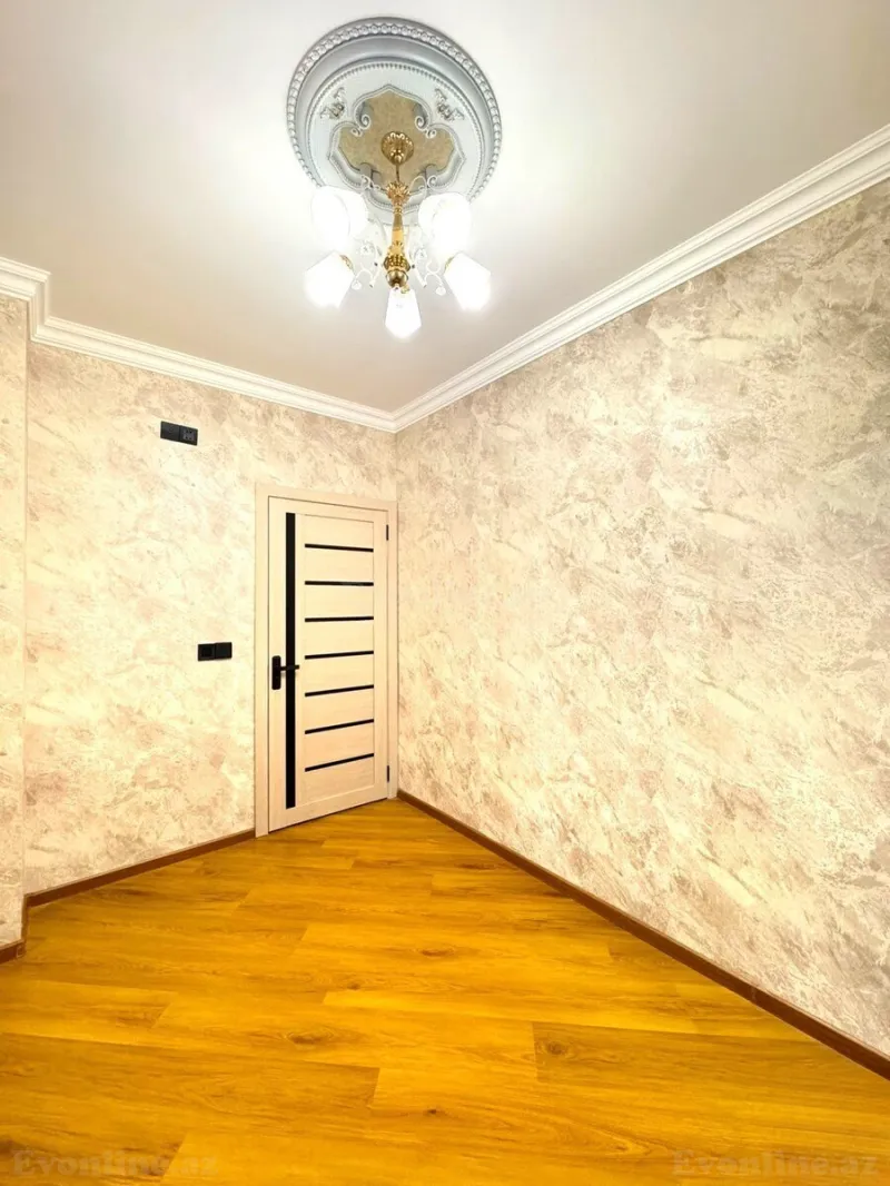 Satılır 3 otaqlı Mənzil Köhnə tikili 60 m² Bakıxanov - şəkil 2