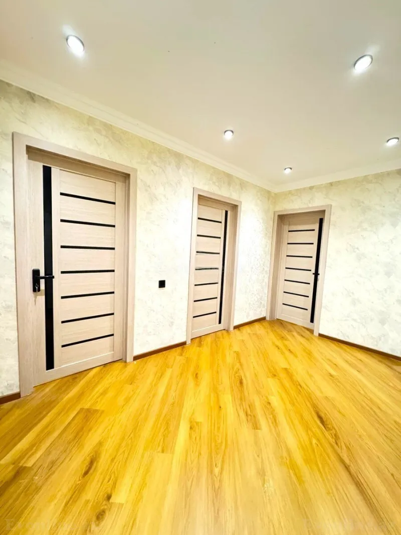 Satılır 3 otaqlı Mənzil Köhnə tikili 60 m² Bakıxanov - şəkil 8