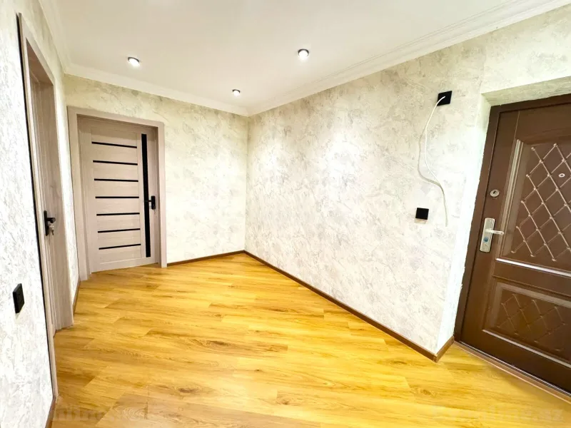 Satılır 3 otaqlı Mənzil Köhnə tikili 60 m² Bakıxanov - şəkil 9