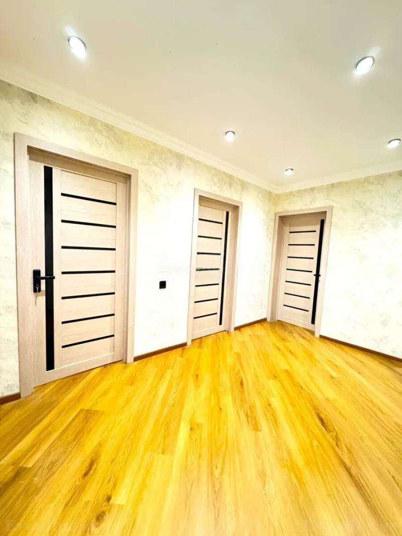 Satılır 3 otaqlı Mənzil Köhnə tikili 60 m² Bakıxanov - şəkil 12