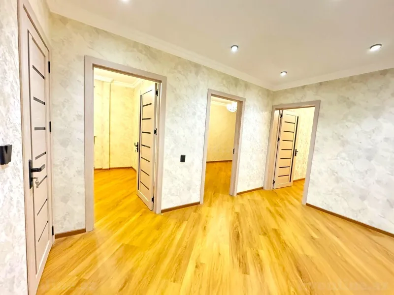 Satılır 3 otaqlı Mənzil Köhnə tikili 60 m² Bakıxanov - şəkil 14