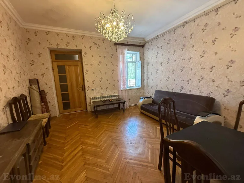 2 otaqlı Mənzil 60 m² 28 May m. Kirayə verilir