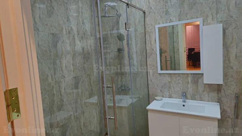 Kirayə verilir 2 otaqlı Mənzil Yeni tikili 100 m² 8 Noyabr m. - şəkil 15