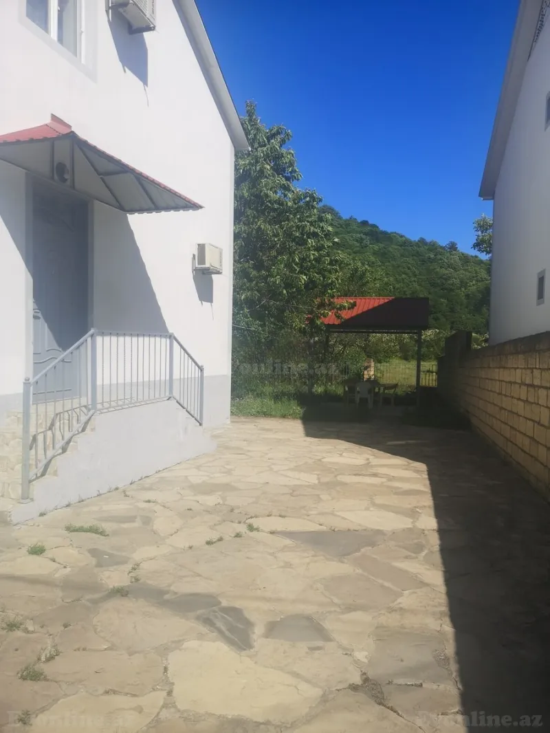 Kirayə verilir 4 otaqlı Həyət evi 100 m² Qəbələ - şəkil 4