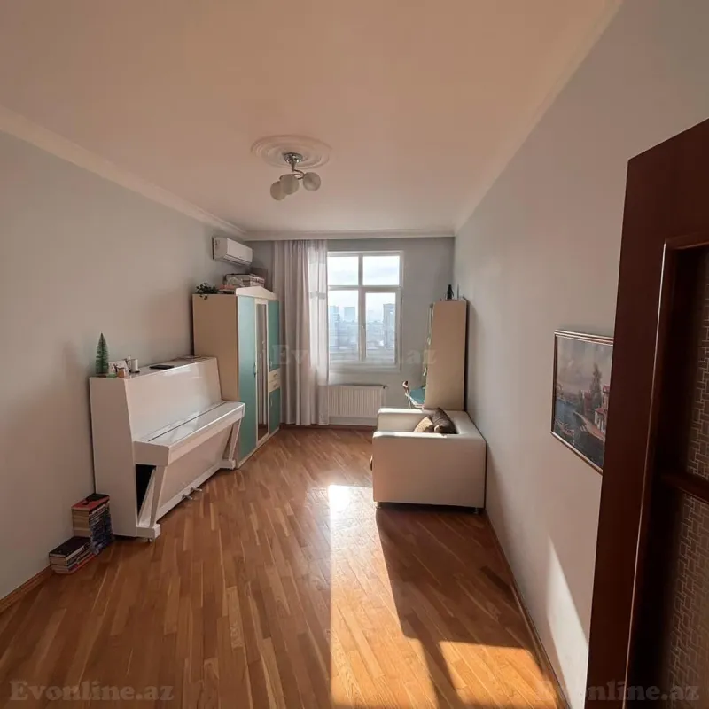 Kirayə verilir 3 otaqlı Mənzil Yeni tikili 130 m² İnşaatçılar m. - şəkil 8