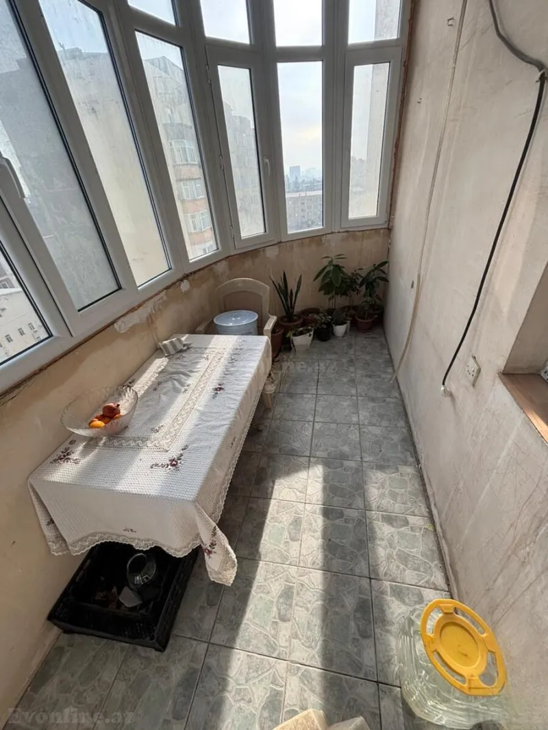 Kirayə verilir 3 otaqlı Mənzil Yeni tikili 130 m² İnşaatçılar m. - şəkil 11