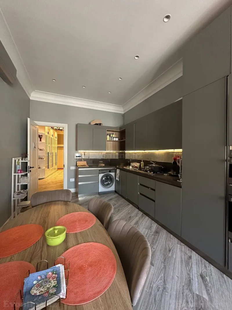 Kirayə verilir 5 otaqlı Mənzil Yeni tikili 235 m² Nəriman Nərimanov m. - şəkil 8
