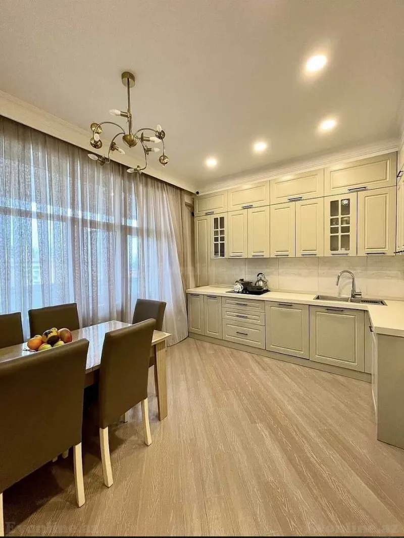 Satılır 3 otaqlı Mənzil Yeni tikili 138 m² 28 May m. - şəkil 4