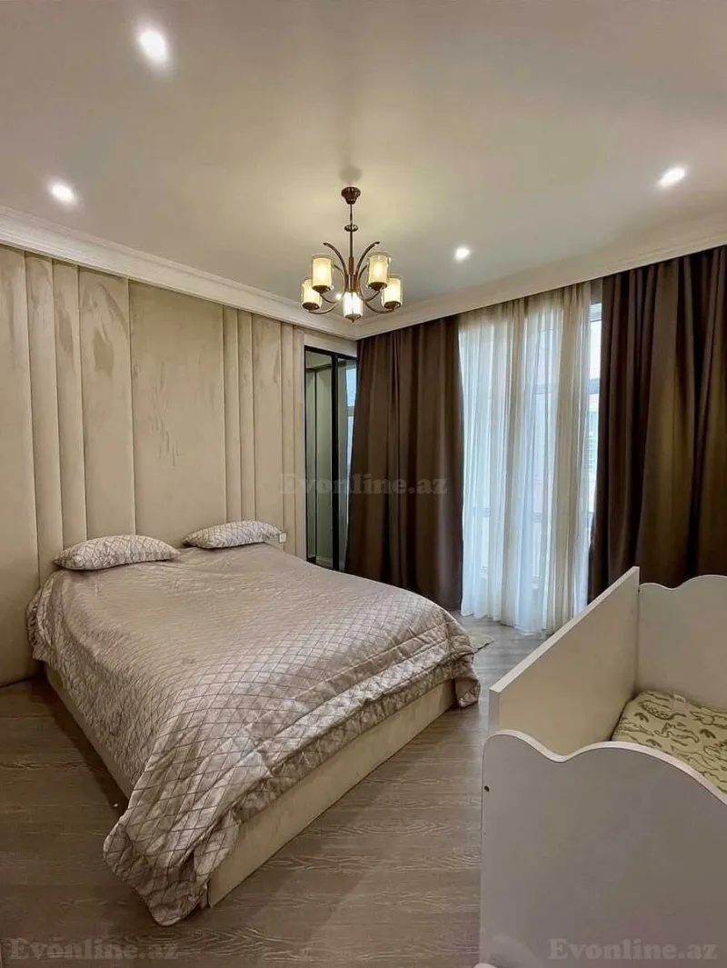 Satılır 3 otaqlı Mənzil Yeni tikili 138 m² 28 May m. - şəkil 6