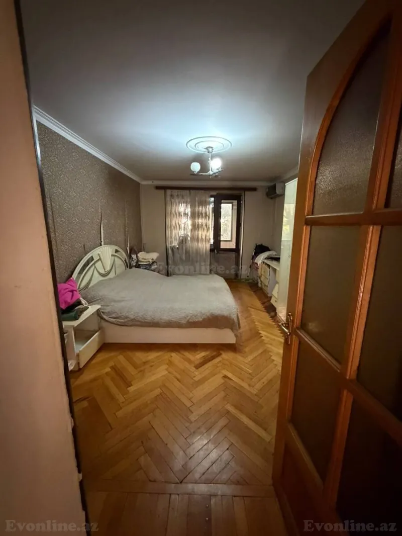 Satılır 3 otaqlı Mənzil Köhnə tikili 70 m² Elmlər Akademiyası m. - şəkil 5