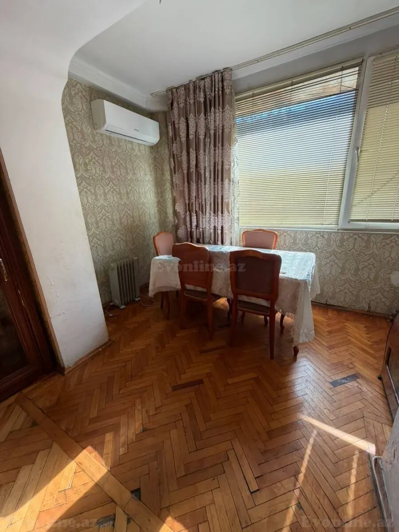 Satılır 3 otaqlı Mənzil Köhnə tikili 70 m² Elmlər Akademiyası m. - şəkil 9