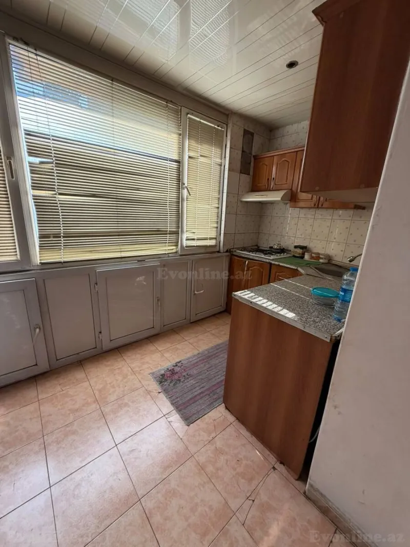 Satılır 3 otaqlı Mənzil Köhnə tikili 70 m² Elmlər Akademiyası m. - şəkil 11