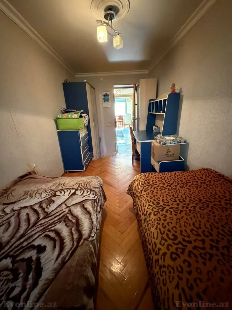 Satılır 3 otaqlı Mənzil Köhnə tikili 70 m² Elmlər Akademiyası m. - şəkil 13