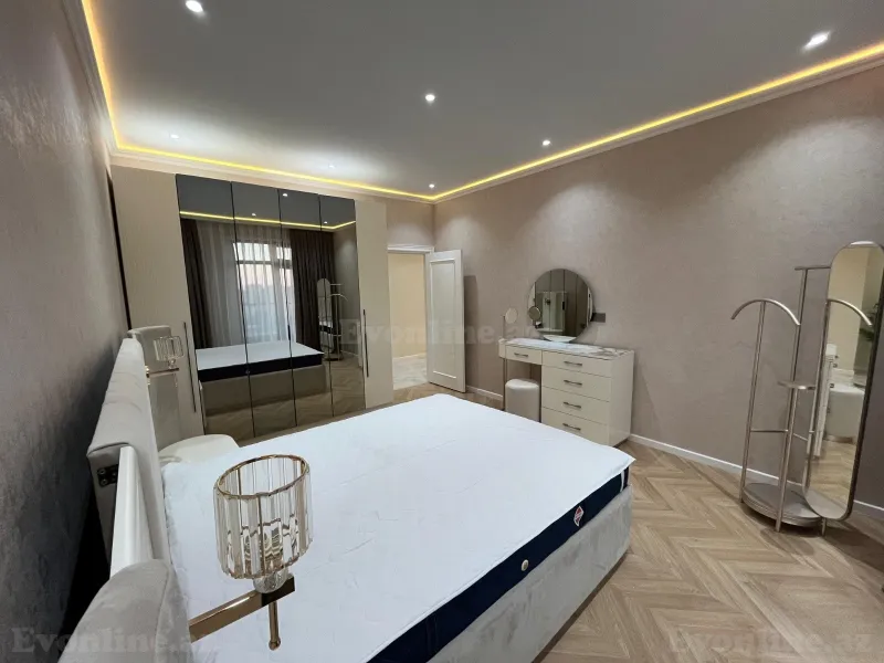 Kirayə verilir 4 otaqlı Mənzil Yeni tikili 180 m² 8 Noyabr m. - şəkil 6
