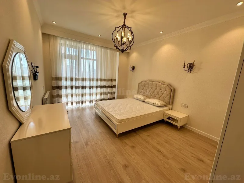 Kirayə verilir 4 otaqlı Mənzil Yeni tikili 180 m² 8 Noyabr m. - şəkil 7